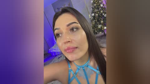 adel_chocolatee free recording from 2025-12-15 02:01:00