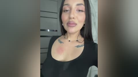 blackqyeen free recording from 2025-12-15 00:12:00