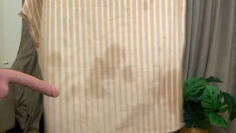 kellyyberyy free recording from 2025-12-16 01:23:00