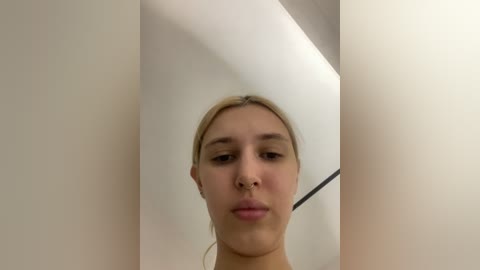 linatwins free recording from 2025-12-15 02:01:00