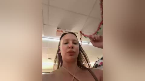 linnea free recording from 2025-12-15 02:01:00