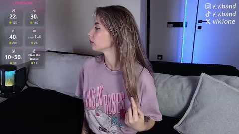 vik1one1 free recording from 2025-12-15 00:09:00