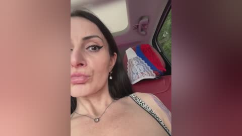 _annamaria_ free recording from 2025-12-16 00:02:00