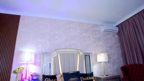 issadorra free recording from 2025-12-16 06:13:00