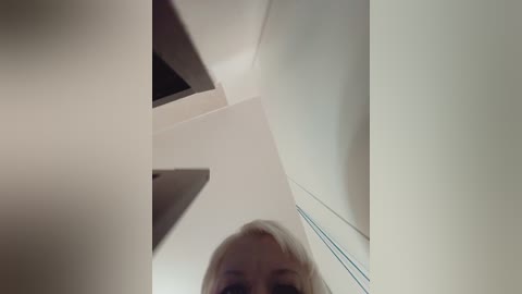 mediumsomnambula free recording from 2025-12-18 01:06:00