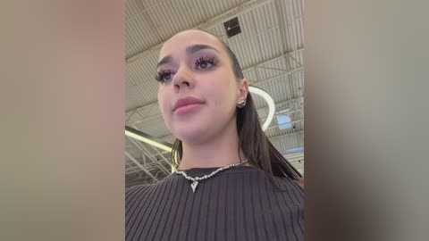 sasha_orlova free recording from 2025-12-17 00:12:00