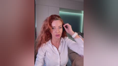 _wowfox_ free recording from 2025-12-18 00:06:00