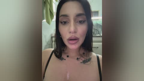 blackqyeen free recording from 2025-12-19 02:24:00