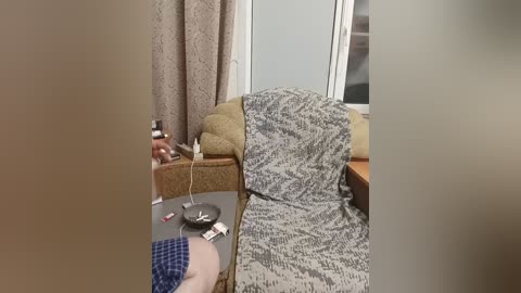 family2020 free recording from 2025-12-21 00:24:00