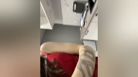 gummy_bears free recording from 2025-12-18 00:06:00