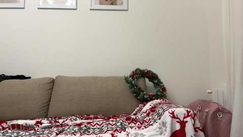 kellyyberyy free recording from 2025-12-19 00:03:00