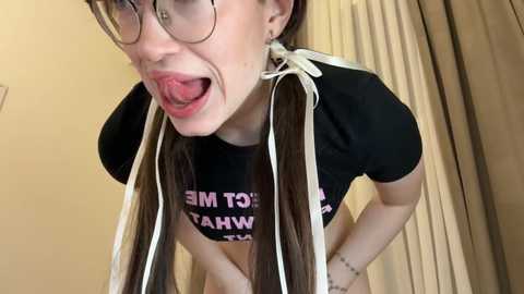 kellyyberyy free recording from 2025-12-19 00:03:00