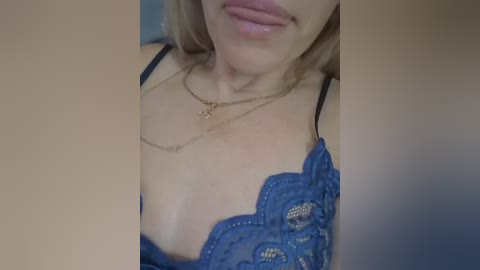 lialucos free recording from 2025-12-19 00:03:00