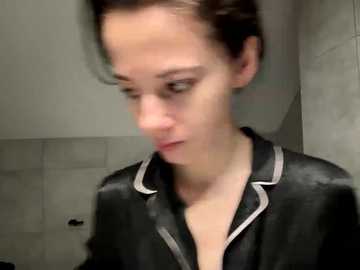 taanni free recording from 2025-12-19 00:03:00