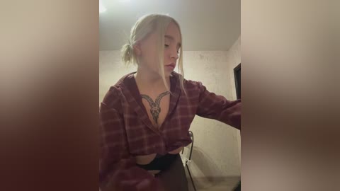 littledelora free recording from 2025-12-21 00:42:00