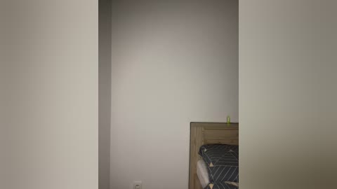 miahollis free recording from 2026-01-01 00:39:00