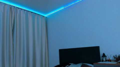 janetshy free recording from 2025-12-21 00:33:00