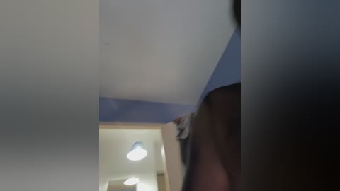 kiss_krisss free recording from 2025-12-21 00:42:00