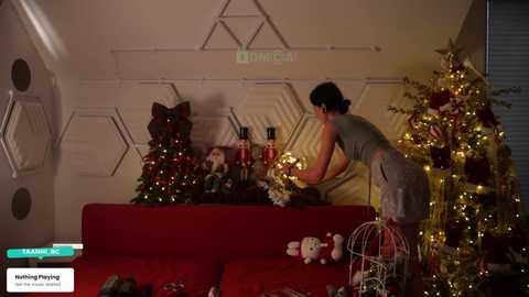 taanni free recording from 2025-12-21 00:24:00