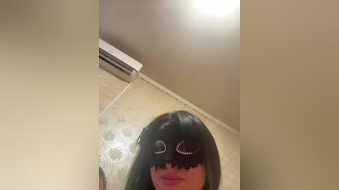 vika_62 free recording from 2025-12-21 00:24:00