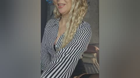 charlizetheron free recording from 2025-12-22 00:23:00