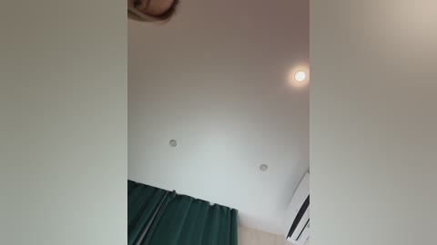 ellidi free recording from 2025-12-22 00:03:00