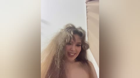 ladyemily free recording from 2025-12-22 01:27:00