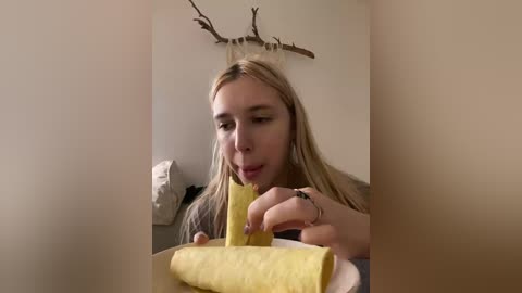 linatwins free recording from 2025-12-22 00:23:00