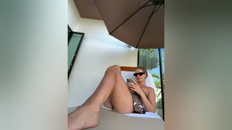 meow_777 free recording from 2025-12-22 03:33:00