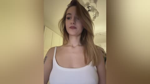 _lana_chester_ free recording from 2025-12-23 02:42:00