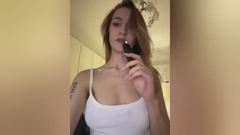 _lana_chester_ free recording from 2025-12-23 02:42:00