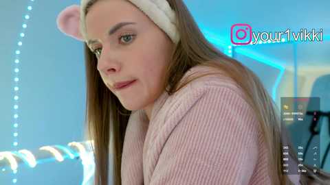 _vikkil0vescheese_ free recording from 2025-12-23 02:42:00