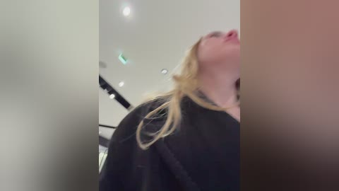 likachkaa free recording from 2025-12-23 02:42:00