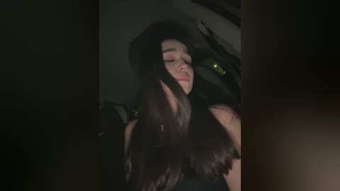 sasha_orlova free recording from 2025-12-23 02:42:00