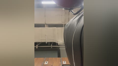 tvoyasamka77 free recording from 2025-12-23 02:42:00