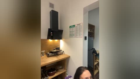 dark_luna free recording from 2025-12-24 00:23:00