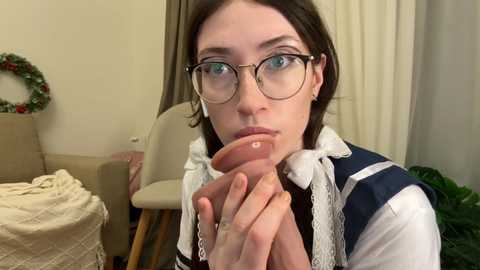 kellyyberyy free recording from 2025-12-24 00:23:00