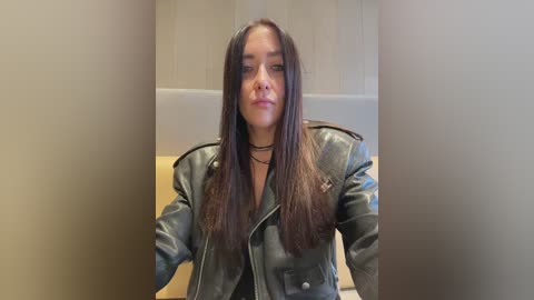 linahelen free recording from 2025-12-24 00:23:00