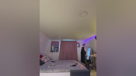 _maybebaby_ free recording from 2025-12-25 00:49:00