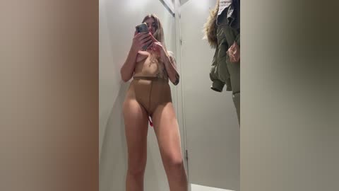 _emilybaby_ free recording from 2025-12-26 00:57:00