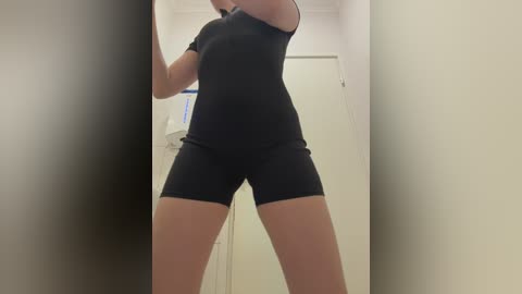 adelaida1001 free recording from 2025-12-26 00:57:00