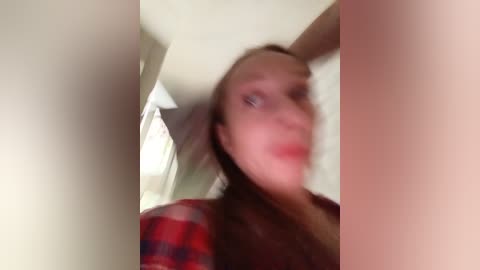 lisavolk25 free recording from 2025-12-26 00:15:00