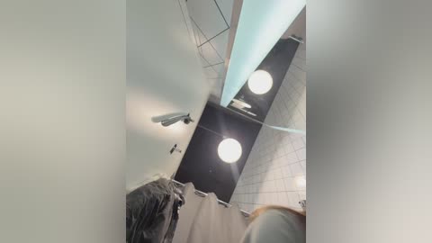 _emilybaby_ free recording from 2025-12-27 00:14:00