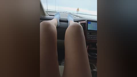 alex80_201 free recording from 2025-12-27 00:03:00