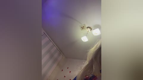 littledelora free recording from 2025-12-27 00:43:00