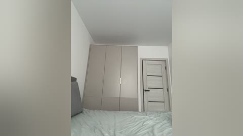 tati16 free recording from 2025-12-28 03:56:00