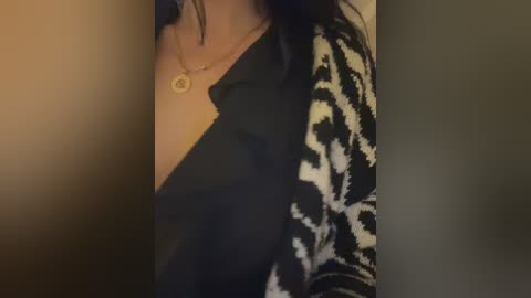 ylia2111_1 free recording from 2025-12-28 00:08:00