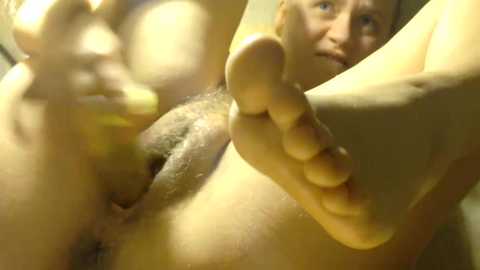 esterjohns free recording from 2025-12-29 00:33:00