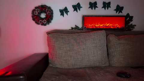 pinkfoxya free recording from 2025-12-29 00:01:00