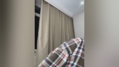 _wowfox_ free recording from 2025-12-31 00:12:00